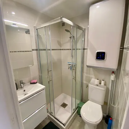 דירה A 200 M De La Renove Avec Loggia *